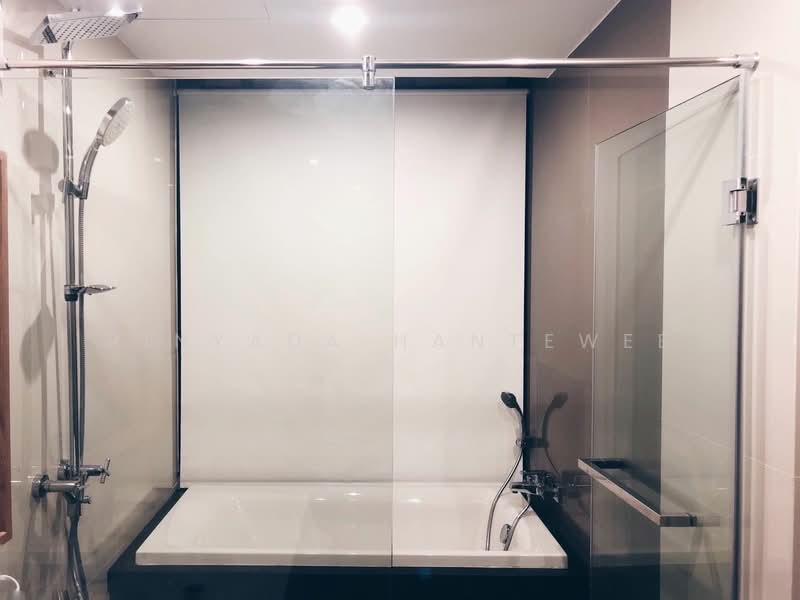 The Capital Ekamai-Thonglor, Bangkok, 2898 New Petchaburi Rd, Bang Kapi, Huai Khwang, Bangkok, 2 Bedrooms, 60 sqm, Condo For Rent, by Pinyada Hantewee, 500365650 - DDproperty.com
