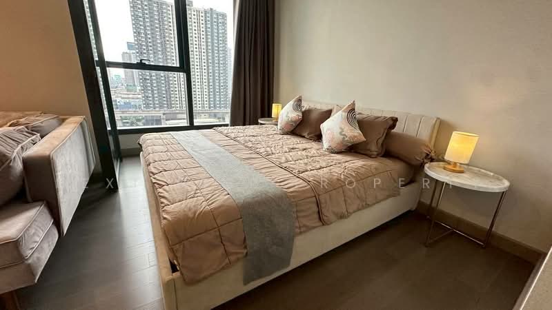 The Esse at Singha Complex : ดิ เอส แอท สิงห์ คอมเพล็กซ์, กรุงเทพ, 1788 ถนนเพชรบุรีตัดใหม่, คลองเตยเหนือ, วัฒนา, กรุงเทพ, 35 ตร.ม., คอนโด ให้เช่า, โดย Next step property, 500365657 - DDproperty.com