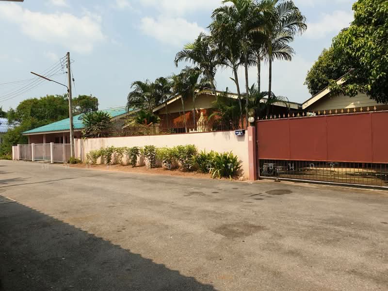 ขายบ้านเดี่ยว ต.เจดีย์หัก อ.เมืองราชบุรี จ.ราชบุรี, Ratchaburi, Chedi Hak, Muang Ratchaburi, Ratchaburi, 1 Bedroom, 552 sqm, Single Detached House For Sale, by ณทภัค นิชาภัทรธนกร, 500365667 - DDproperty.com