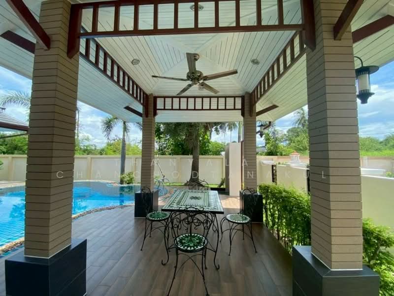 Baan Dusit Pattaya Lake, Chon Buri (Pattaya), Entrance Road, Huai Yai, Bang Lamung (Pattaya), Chon Buri (Pattaya), 3 Bedrooms, 350 sqm, Villa For Sale, by Thanyalag Chanchodtanakul, 500365729 - DDproperty.com