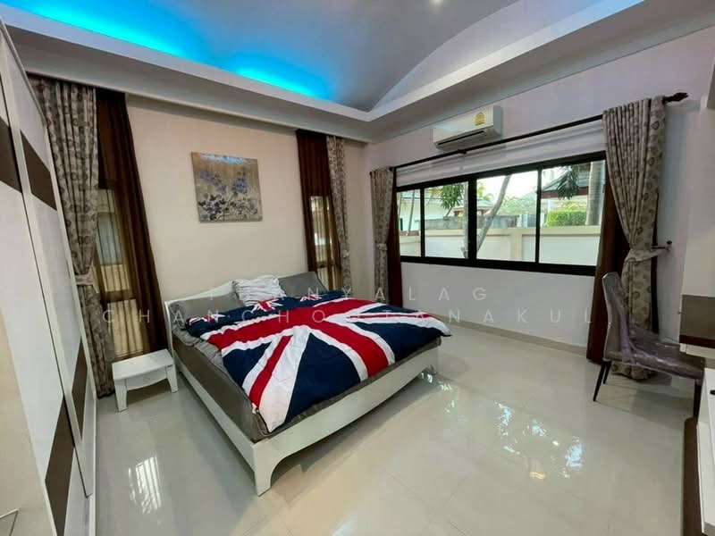 Baan Dusit Pattaya Lake, Chon Buri (Pattaya), Entrance Road, Huai Yai, Bang Lamung (Pattaya), Chon Buri (Pattaya), 3 Bedrooms, 350 sqm, Villa For Sale, by Thanyalag Chanchodtanakul, 500365729 - DDproperty.com
