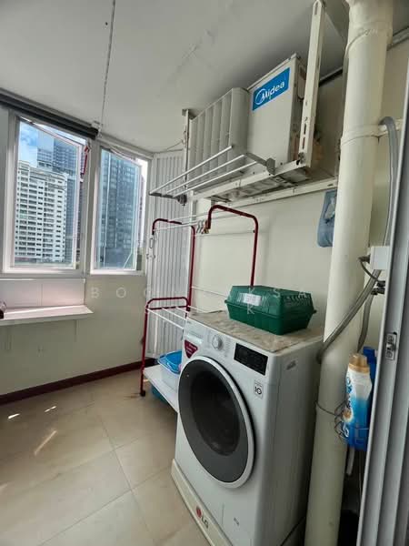 Ratchathewi Tower, Bangkok, 1 Petchburi, Thanon Phaya Thai, Ratchathewi, Bangkok, 2 Bedrooms, 66 sqm, Condo For Rent, by Boonraksa Sopak, 500365764 - DDproperty.com