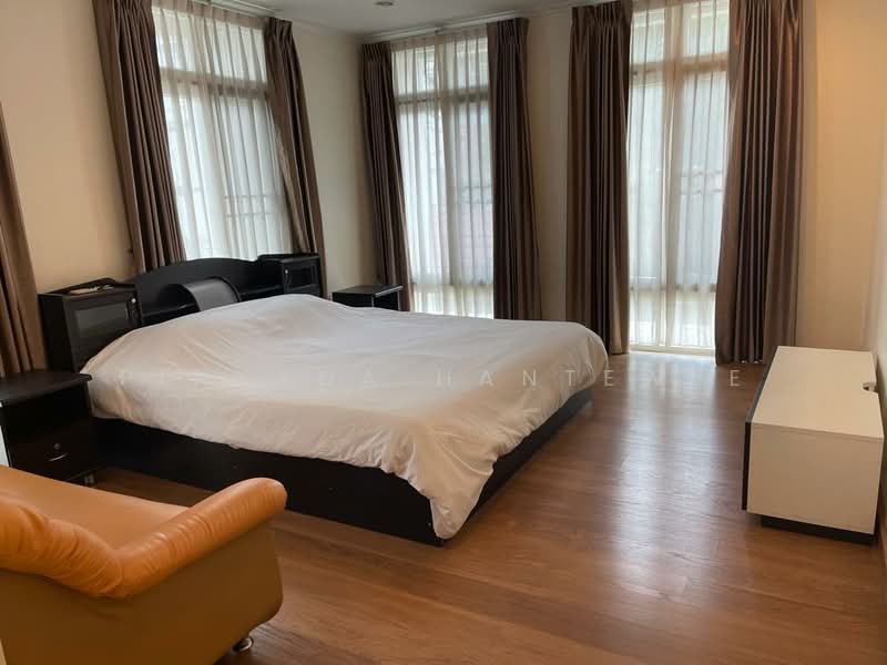 Wattana Suite, Bangkok, Soi Sukhumvit 15, Khlongtoei Nua, Watthana, Bangkok, 3 Bedrooms, 132 sqm, Condo For Rent, by Pinyada Hantewee, 500365768 - DDproperty.com