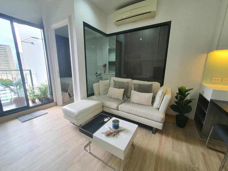 Urbano Absolute Sathon-Taksin, Bangkok, 345 Charoen Nakhon 14/2 Alley, Khlong Ton Sai, Khlong San, Bangkok, 1 Bedroom, 38 sqm, Condo For Rent, by Pinyada Hantewee, 500365778 - DDproperty.com