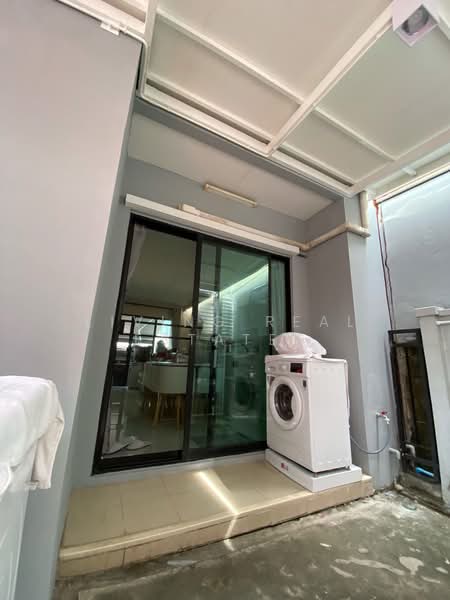 Baan Klang Muang Rattanathibet, Nonthaburi, Soi Liang Mueang Nonthaburi 10, Bang Kra So, Muang Nonthaburi, Nonthaburi, 3 Bedrooms, 149 sqm, Townhouse For Rent, by Living Real Estates, 500365798 - DDproperty.com
