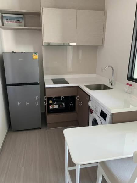 Life Sathorn Sierra, Bangkok, Ratchaphruek Rd, Talat Plu, Thon Buri, Bangkok, 1 Bedroom, 33 sqm, Condo For Rent, by Penpicha Phumprachian, 500365804 - DDproperty.com
