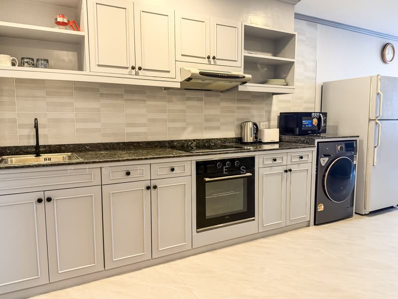 Grand View Condo Pattaya : แกรนด์ วิว คอนโด พัทยา, ชลบุรี, นาจอมเทียน, สัตหีบ, ชลบุรี, 100 ตร.ม., คอนโด ขาย, โดย PLC real estate, 500365830 - DDproperty.com