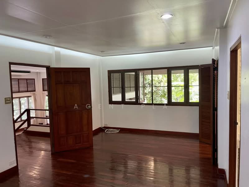 บ้านเดี่ยวให้เช่าพร้อมสวนขนาดใหญ่ ย่านร่วมฤดี ใกล้บีทีเอสเพลินจิต (SPSAD4042), กรุงเทพ, ลุมพินี, ปทุมวัน, กรุงเทพ, 220 ตร.ม., บ้านเดี่ยว ให้เช่า, โดย Agent Pla, 500365874 - DDproperty.com