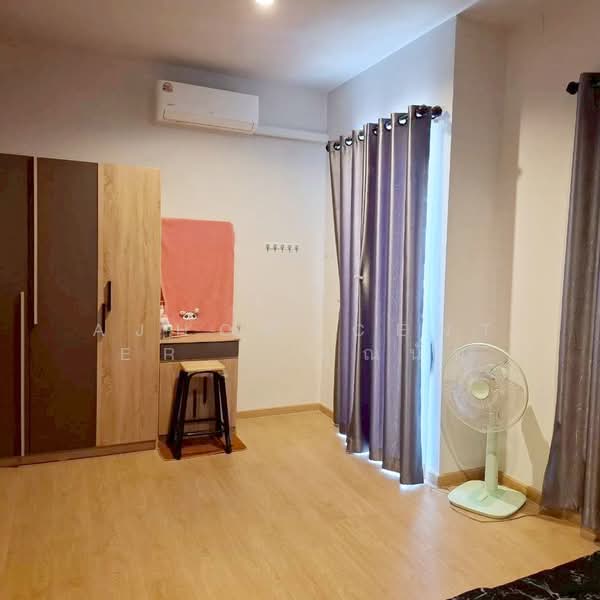 S Gate Bangkok-Pathumthani : เอส เกต กรุงเทพฯ-ปทุมธานี, ปทุมธานี, ซอย วัดหนองปรง, บางเดื่อ, เมืองปทุมธานี, ปทุมธานี, 110 ตร.ม., ทาวน์เฮ้าส์ ขาย, โดย AJHOMECENTER - คุณนัท, 500365880 - DDproperty.com