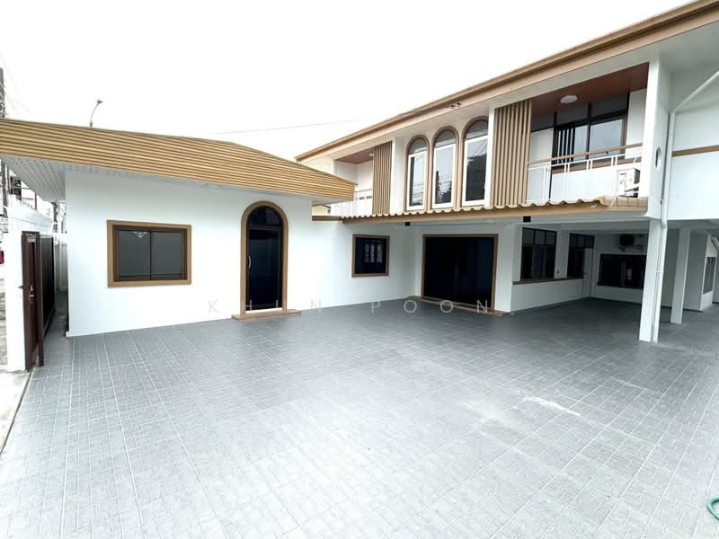 For Rent: 2-Storey Detached House Near MRT Sutthisan – Company Registration Allowed (SPSSR258), Bangkok, รัชดาภิเษก, Din Daeng, Bangkok, 3 Bedrooms, 405 sqm, Single Detached House For Rent, by Khun Poon, 500365910 - DDproperty.com