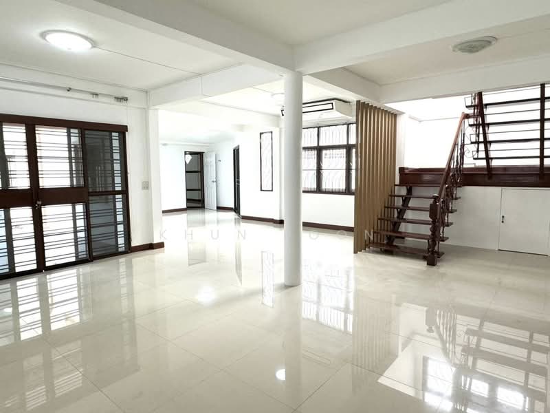 For Rent: 2-Storey Detached House Near MRT Sutthisan – Company Registration Allowed (SPSSR258), Bangkok, รัชดาภิเษก, Din Daeng, Bangkok, 3 Bedrooms, 405 sqm, Single Detached House For Rent, by Khun Poon, 500365910 - DDproperty.com