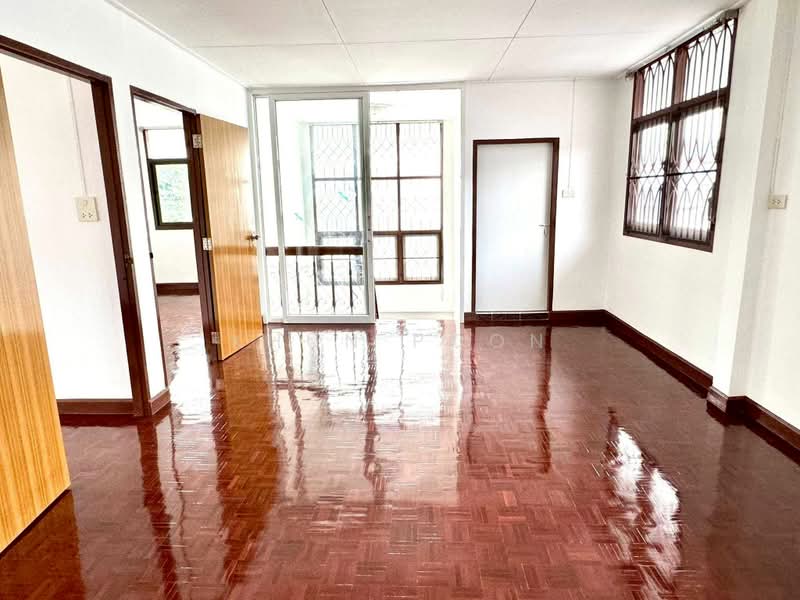 For Rent: 2-Storey Detached House Near MRT Sutthisan – Company Registration Allowed (SPSSR258), Bangkok, รัชดาภิเษก, Din Daeng, Bangkok, 3 Bedrooms, 405 sqm, Single Detached House For Rent, by Khun Poon, 500365910 - DDproperty.com