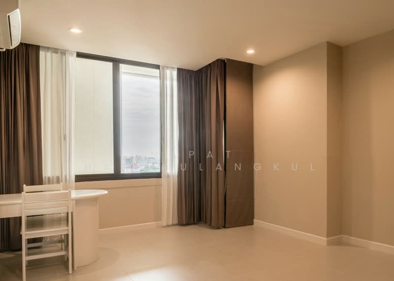 River House Condominium, Bangkok, 764 Lat Ya Road, Khlong San, Bangkok, 3 Bedrooms, 205 sqm, Condo For Rent, by Napat Thamakulangkul, 500365937 - DDproperty.com