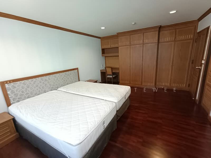 Newton Tower, Bangkok, Soi Sukhumvit 6, Khlong Toei, Bangkok, 3 Bedrooms, 190 sqm, Condo For Rent, by Pinyada Hantewee, 500365948 - DDproperty.com