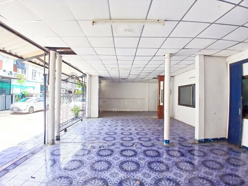 จุฑาภัทร ลาดหลุมแก้ว, Pathum Thani, Khu Khwang, Lat Lum Kaeo, Pathum Thani, 2 Bedrooms, 72 sqm, Townhouse For Sale, by The Best Property แอ๊ด, 500365959 - DDproperty.com