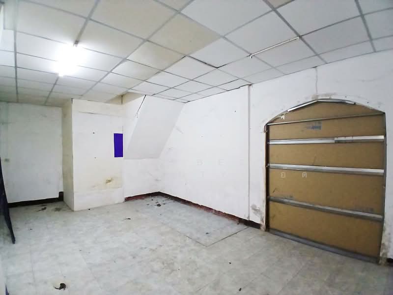 จุฑาภัทร ลาดหลุมแก้ว, Pathum Thani, Khu Khwang, Lat Lum Kaeo, Pathum Thani, 2 Bedrooms, 72 sqm, Townhouse For Sale, by The Best Property แอ๊ด, 500365959 - DDproperty.com