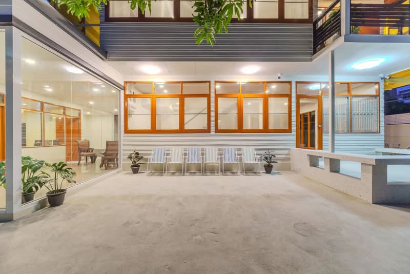 For rent Home office near MRT Lat Phrao suitable for office studio creative agency ( SPSEVE2000 ), Bangkok, ซอยลาดพร้าว 15, Jom Phon, Chatuchak, Bangkok, 3 Bedrooms, 156 sqm, Single Detached House For Rent, by Khun Eve, 500365969 - DDproperty.com