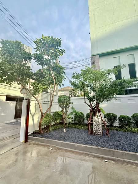 For rent Home office near MRT Lat Phrao suitable for office studio creative agency ( SPSEVE2000 ), Bangkok, ซอยลาดพร้าว 15, Jom Phon, Chatuchak, Bangkok, 3 Bedrooms, 156 sqm, Single Detached House For Rent, by Khun Eve, 500365969 - DDproperty.com