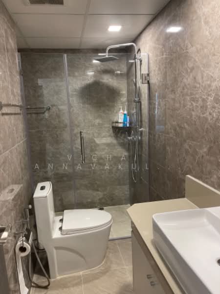 Sun Palace Condominium, Bangkok, 36 Phetchaburi Rd, Bang Kapi, Huai Khwang, Bangkok, 3 Bedrooms, 170 sqm, Condo For Rent, by Vichai Annavakulthorn, 500365987 - DDproperty.com