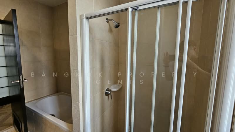 Grand Mercure Bangkok Asoke Residence, Bangkok, 50 5 Soi Sukhumvit 19, Khlong Tan Nua, Watthana, Bangkok, 2 Bedrooms, 155 sqm, Condo For Rent, by BANGKOK PROPERTY AGENTS, 500366042 - DDproperty.com