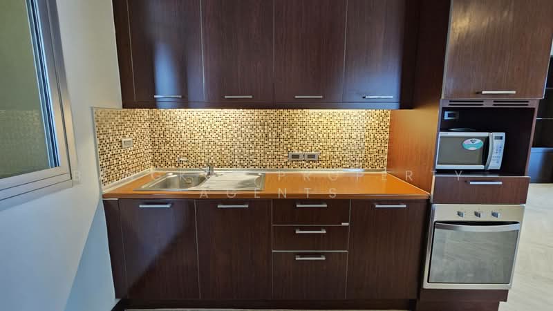 Grand Mercure Bangkok Asoke Residence, Bangkok, 50 5 Soi Sukhumvit 19, Khlong Tan Nua, Watthana, Bangkok, 2 Bedrooms, 155 sqm, Condo For Rent, by BANGKOK PROPERTY AGENTS, 500366042 - DDproperty.com