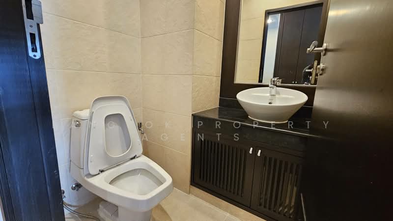 Grand Mercure Bangkok Asoke Residence, Bangkok, 50 5 Soi Sukhumvit 19, Khlong Tan Nua, Watthana, Bangkok, 2 Bedrooms, 155 sqm, Condo For Rent, by BANGKOK PROPERTY AGENTS, 500366042 - DDproperty.com