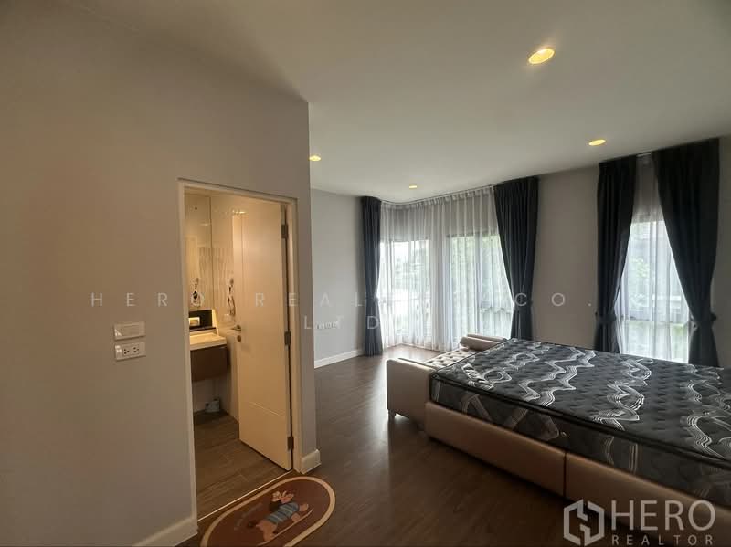 Setthasiri Wongwaen-Lamlukka, Pathum Thani, P.T.3004, Bung Kham Proi, Lam Luk Ka, Pathum Thani, 3 Bedrooms, 180 sqm, Single Detached House For Sale, by Hero Realtor Co., Ltd., 500366090 - DDproperty.com