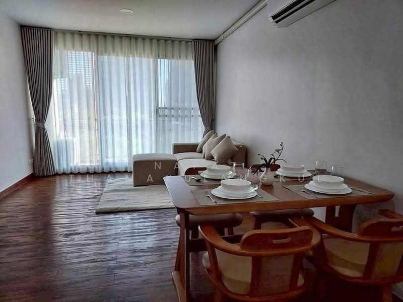 Von Napa Sukhumvit 38, Bangkok, Soi Sukhumvit 38, Phra Kanong, Khlong Toei, Bangkok, 1 Bedroom, 55 sqm, Condo For Rent, by Napat Thamakulangkul, 500366125 - DDproperty.com