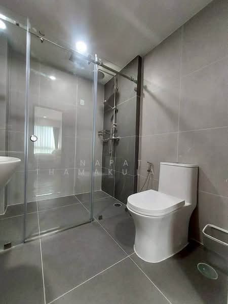 Von Napa Sukhumvit 38, Bangkok, Soi Sukhumvit 38, Phra Kanong, Khlong Toei, Bangkok, 1 Bedroom, 55 sqm, Condo For Rent, by Napat Thamakulangkul, 500366125 - DDproperty.com