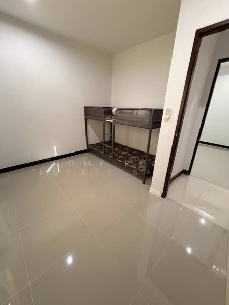 โครงการพรเทพ 8, Chon Buri (Pattaya), Bang Lamung, Bang Lamung (Pattaya), Chon Buri (Pattaya), 3 Bedrooms, 164 sqm, Semi-Detached House (Twin House) For Rent, by HOME Real Estate Service, 500366167 - DDproperty.com
