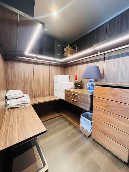 Tela Thonglor 13, Bangkok, 233 Soi Sukhumvit 55, Sukhumvit Road, Khlong Tan Nua, Watthana, Bangkok, 3 Bedrooms, 200 sqm, Condo For Rent, by Boonraksa Sopak, 500366183 - DDproperty.com