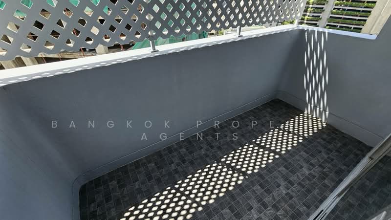 Raj Mansion, Bangkok, 31-33 Soi Sukhumvit 20, Khlong Toei, Bangkok, 4 Bedrooms, 380 sqm, Condo For Rent, by BANGKOK PROPERTY AGENTS, 500366229 - DDproperty.com
