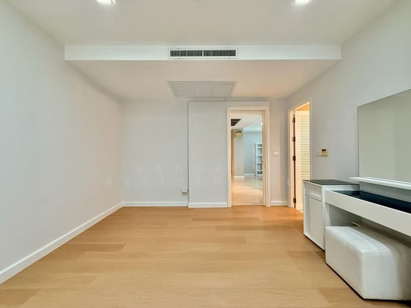 Nusasiri Grand, Bangkok, Soi Sukhumvit 42, Phra Kanong, Khlong Toei, Bangkok, 2 Bedrooms, 123 sqm, Condo For Rent, by Bangkok Residential, 500366231 - DDproperty.com
