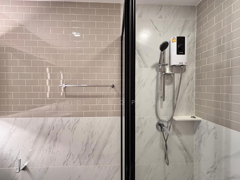 XT Phayathai, Bangkok, Phaya Thai Road, Thanon Phaya Thai, Ratchathewi, Bangkok, 1 Bedroom, 42 sqm, Condo For Rent, by TRC Property, 500366232 - DDproperty.com