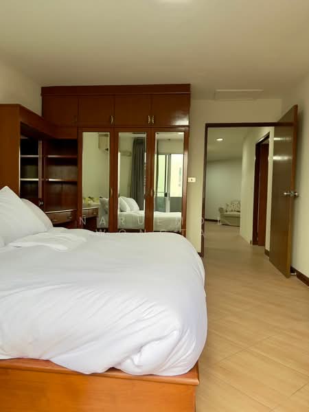 Witthayu Complex, Bangkok, 1673 New Petchaburi Road, Makkasan, Ratchathewi, Bangkok, 3 Bedrooms, 90 sqm, Condo For Rent, by Naruemol Wongta, 500366236 - DDproperty.com