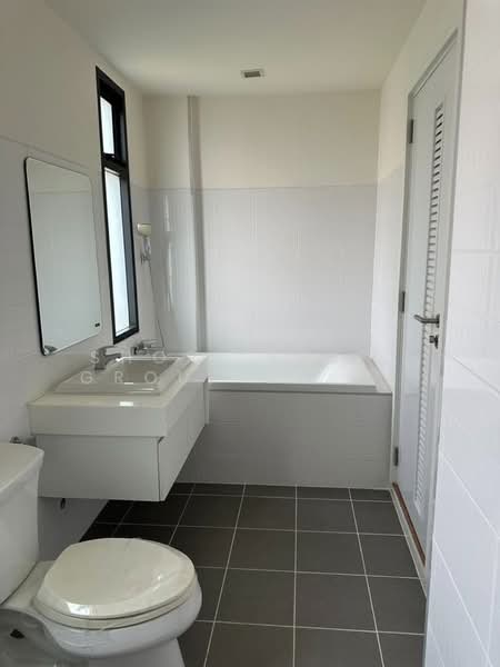 Commercial building in Hang Dong, Chiang Mai, Hang Dong, Chiang Mai, , 173 sqm, Shophouse For Sale, by Shori Asset Group Co., Ltd., 500366237 - DDproperty.com