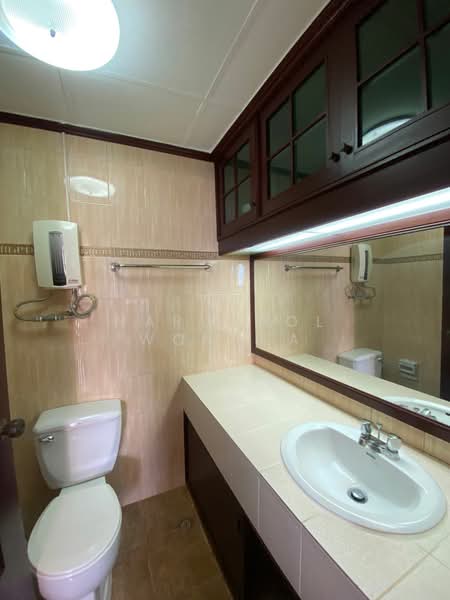 Tai Ping Towers, Bangkok, 582 Soi Sukhumvit 63, Khlong Tan Nua, Watthana, Bangkok, 2 Bedrooms, 116 sqm, Condo For Rent, by Naruemol Wongta, 500366240 - DDproperty.com