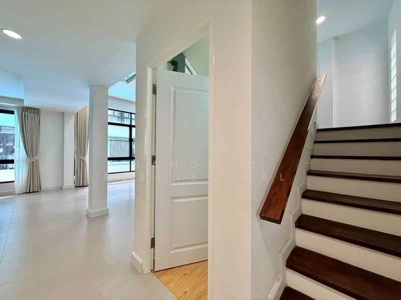 SW38 Place, Bangkok, Khong Tan, Khlong Toei, Bangkok, 4 Bedrooms, 350 sqm, Single Detached House For Rent, by Bangkok Residential, 500366261 - DDproperty.com