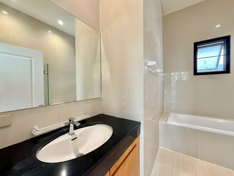SW38 Place, Bangkok, Khong Tan, Khlong Toei, Bangkok, 4 Bedrooms, 350 sqm, Single Detached House For Rent, by Bangkok Residential, 500366261 - DDproperty.com