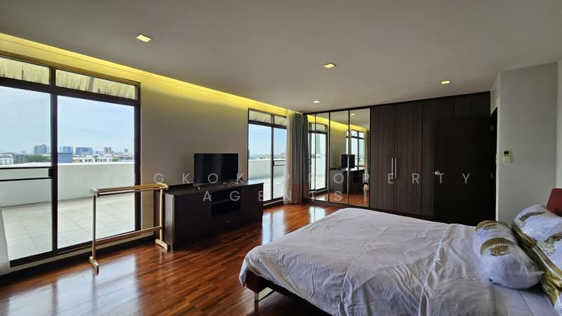 The Roof Garden Onnut, Bangkok, 697 Soi Sukhumvit 50, Phra Kanong, Khlong Toei, Bangkok, 2 Bedrooms, 186 sqm, Condo For Rent, by BANGKOK PROPERTY AGENTS, 500366282 - DDproperty.com