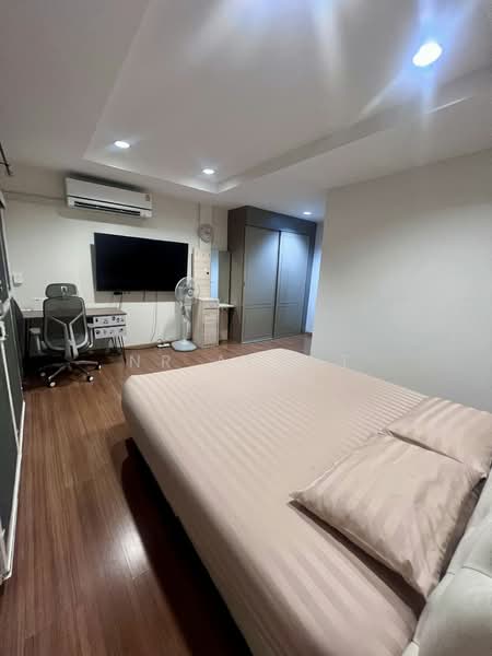 Baan Klang Muang Sukhumvit 113 : บ้านกลางเมือง สุขุมวิท 113, สมุทรปราการ, ซอย ด่านสำโรง 32, สำโรงเหนือ, เมืองสมุทรปราการ, สมุทรปราการ, 170 ตร.ม., ทาวน์เฮ้าส์ ให้เช่า, โดย NR AGENT, 500366290 - DDproperty.com