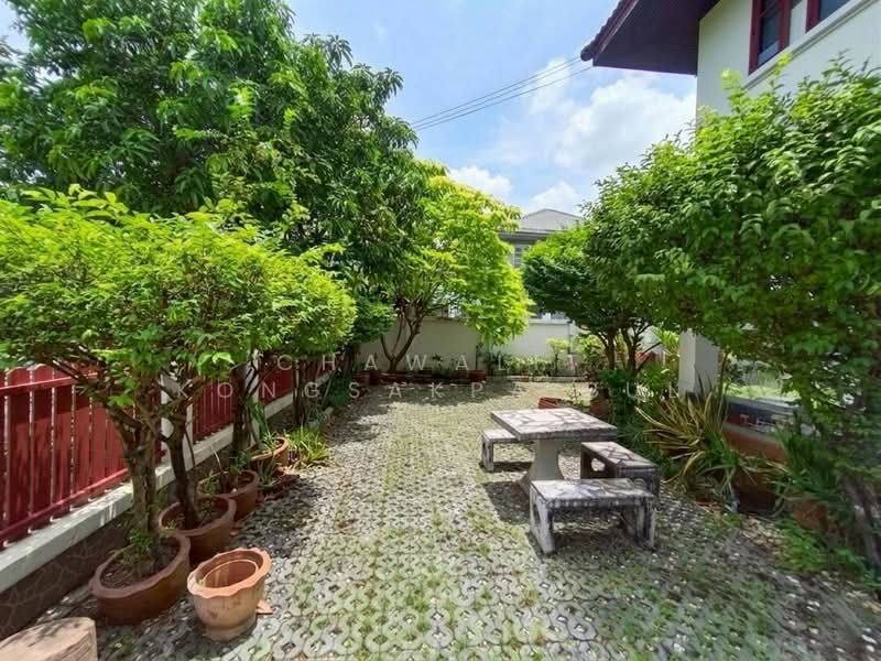 ขาย บ้านเดี่ยว สัมมากร มีนบุรี1 ถนนสามวา ซอยสามวา 29 ซอยหทัยราษฎร์ 4 บ้านสวย ร่มรื่น น่าอยู่, กรุงเทพ, สามวา, บางชัน, คลองสามวา, กรุงเทพ, 180 ตร.ม., บ้านเดี่ยว ขาย, โดย CHAWALIT KONGSAKPAIBUL, 500366331 - DDproperty.com