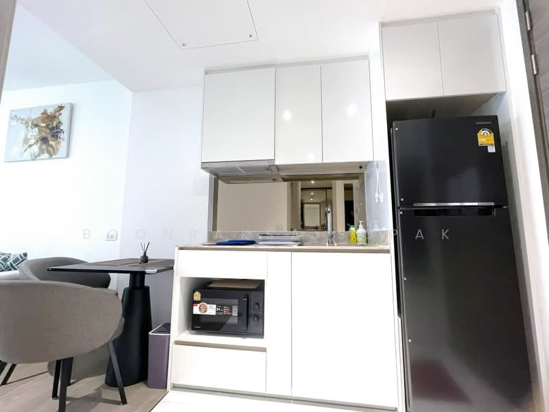 Fynn Asoke, Bangkok, 28 Sukhumvit 10 Alley, Khlong Toei, Bangkok, 2 Bedrooms, 42 sqm, Condo For Rent, by Boonraksa Sopak, 500366350 - DDproperty.com