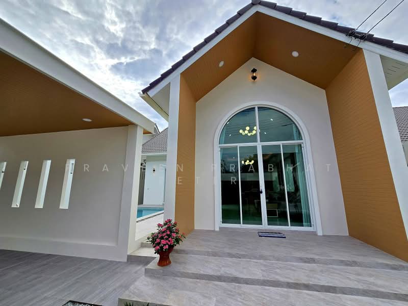 Living 36 At Pong Mabprachan Lake, Chon Buri (Pattaya), Map Prachan Reservoir 3240, Poong, Bang Lamung (Pattaya), Chon Buri (Pattaya), 3 Bedrooms, 288 sqm, Villa For Rent, by Praveen Peter, 500366460 - DDproperty.com