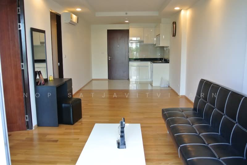 Abstracts Phahonyothin Park, Bangkok, 1076 Phahonyothin Road, Jom Phon, Chatuchak, Bangkok, 1 Bedroom, 51 sqm, Condo For Rent, by Nop Satjavitvisarn, 500366470 - DDproperty.com