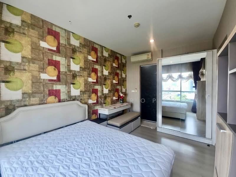 Life Ratchadapisek, Bangkok, 279 Ratchadapisaek Road, Huai Khwang, Bangkok, 2 Bedrooms, 46 sqm, Condo For Rent, by Caveman Property, 500366472 - DDproperty.com