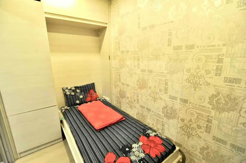 Life Ratchadapisek, Bangkok, 279 Ratchadapisaek Road, Huai Khwang, Bangkok, 2 Bedrooms, 46 sqm, Condo For Rent, by Caveman Property, 500366472 - DDproperty.com