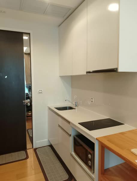 Equinox Phahol Vibha, Bangkok, 345 Paholyothin Road, Jom Phon, Chatuchak, Bangkok, 1 Bedroom, 32 sqm, Condo For Rent, by Nop Satjavitvisarn, 500366484 - DDproperty.com