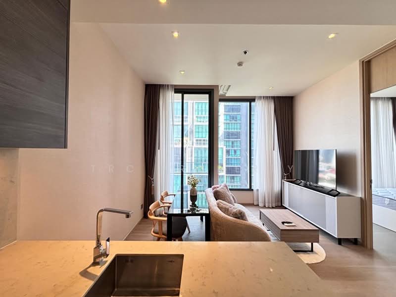 The Esse Asoke, Bangkok, 333 Soi Sukhumvit 21, Sukhumvit Road, Khlongtoei Nua, Watthana, Bangkok, 1 Bedroom, 45 sqm, Condo For Rent, by TRC Property, 500366502 - DDproperty.com