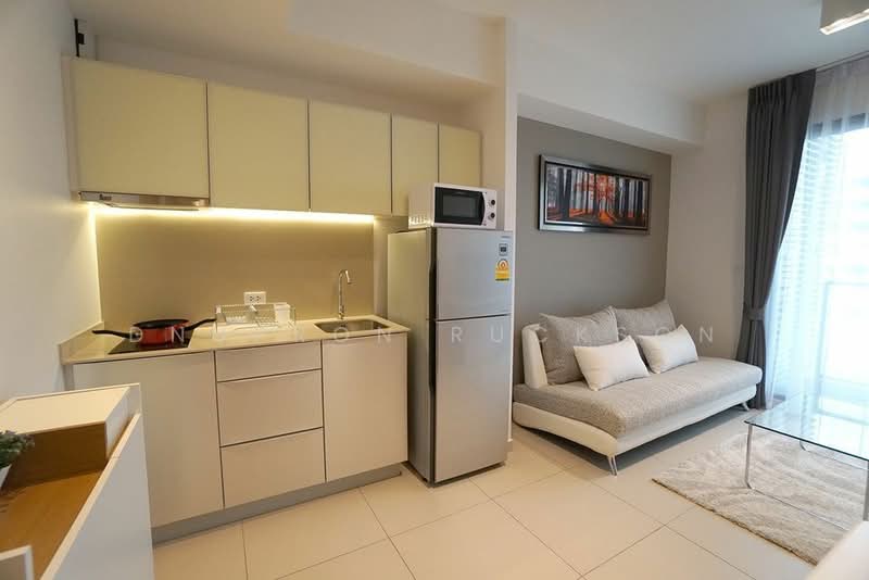 The Lofts Ekkamai, Bangkok, 1415 Sukhumvit Road, Phra Kanong Nua, Watthana, Bangkok, 1 Bedroom, 35 sqm, Condo For Rent, by Dnupron Ruckson, 500366515 - DDproperty.com
